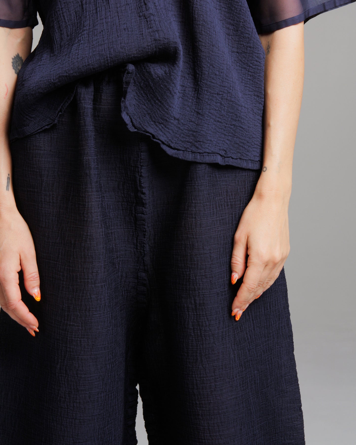 Navy Crepe Cropped Pants