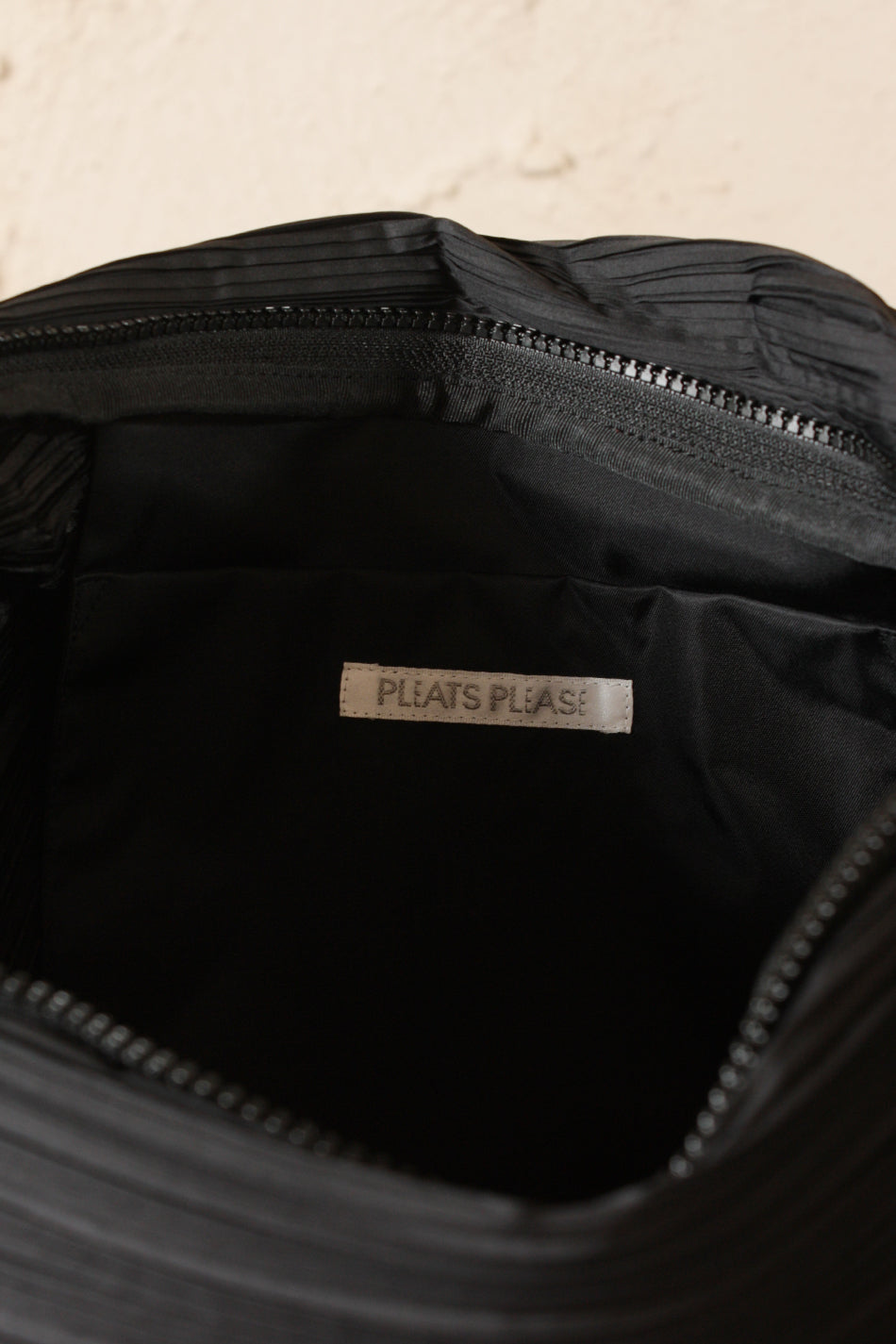 Pleated Carrybag Large Black