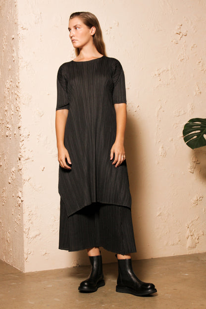 Mellow Pleats Dress