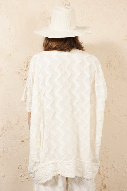 Giza Jacquared Oversized Top