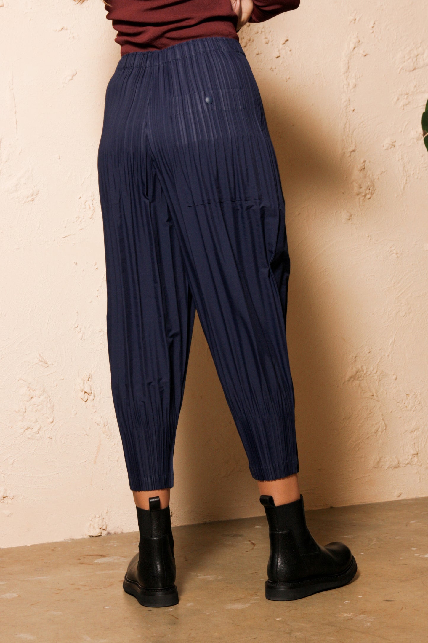 Puffy Pleats Trousers Navy