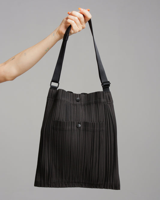 Black Crossbody Pleated Bag