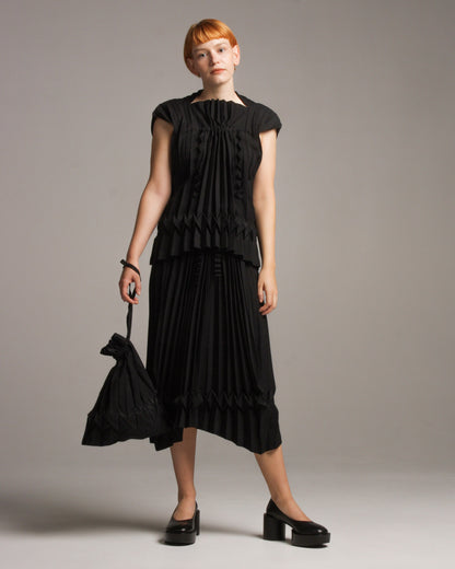 Cube Pleats Pouch