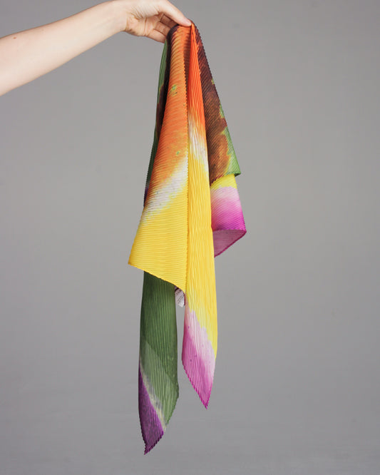 Blurred Stripe Pleated Stole