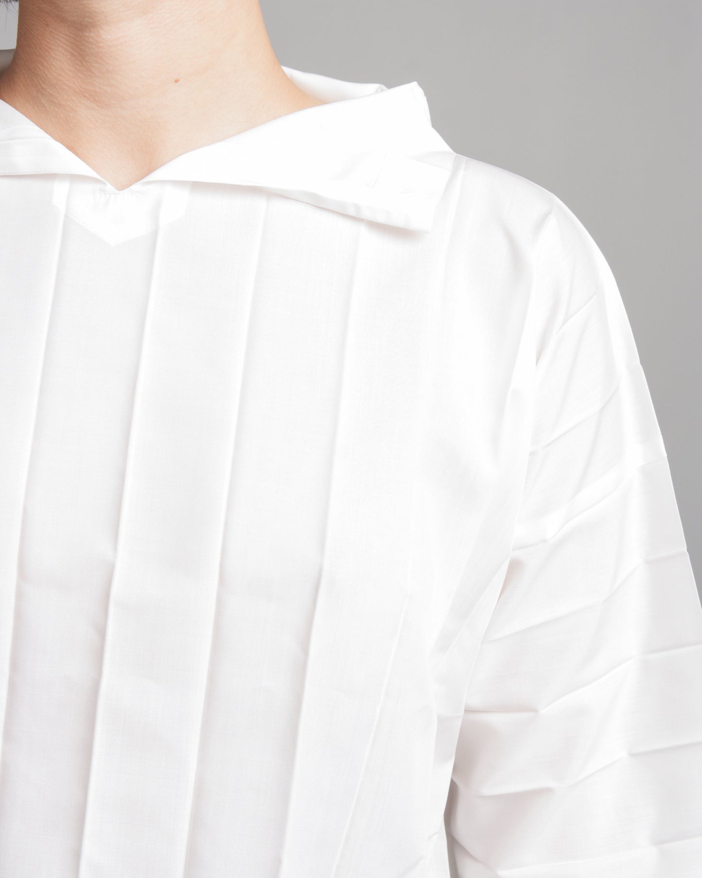 White Large Pleat Shirt
