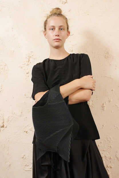 Soft Pleat Carry Bag Black