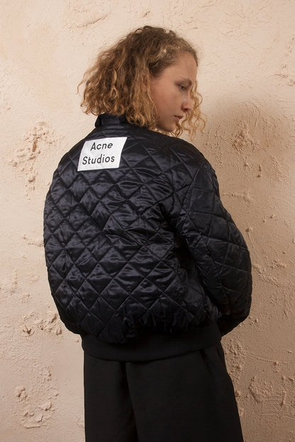 Clea Bomber
