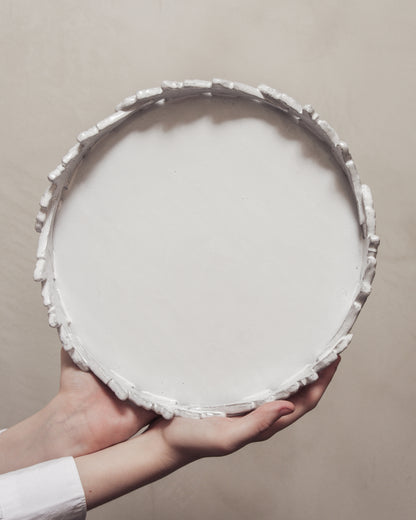 Round Leaf Wreath Platter