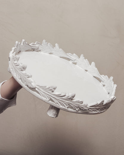 Round Leaf Wreath Platter