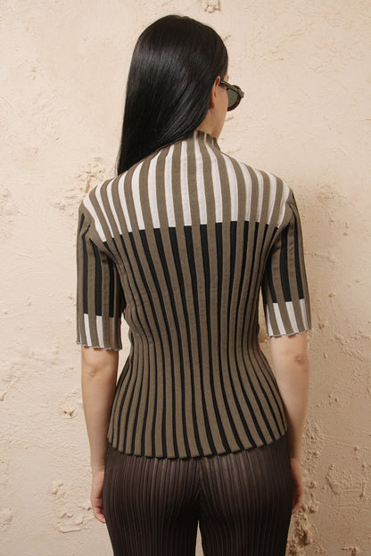 Ribbed Short Sleeve Sweater