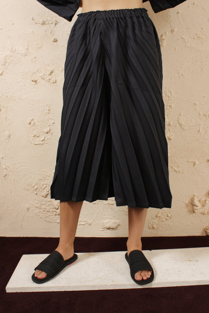 Soft Pleat Trouser