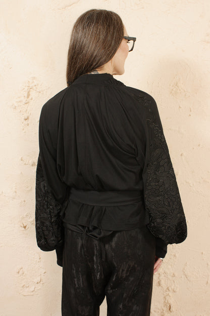 FINE EMBROIDERED TOP