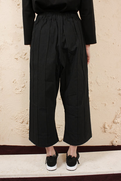 TUCK PANTS BLACK