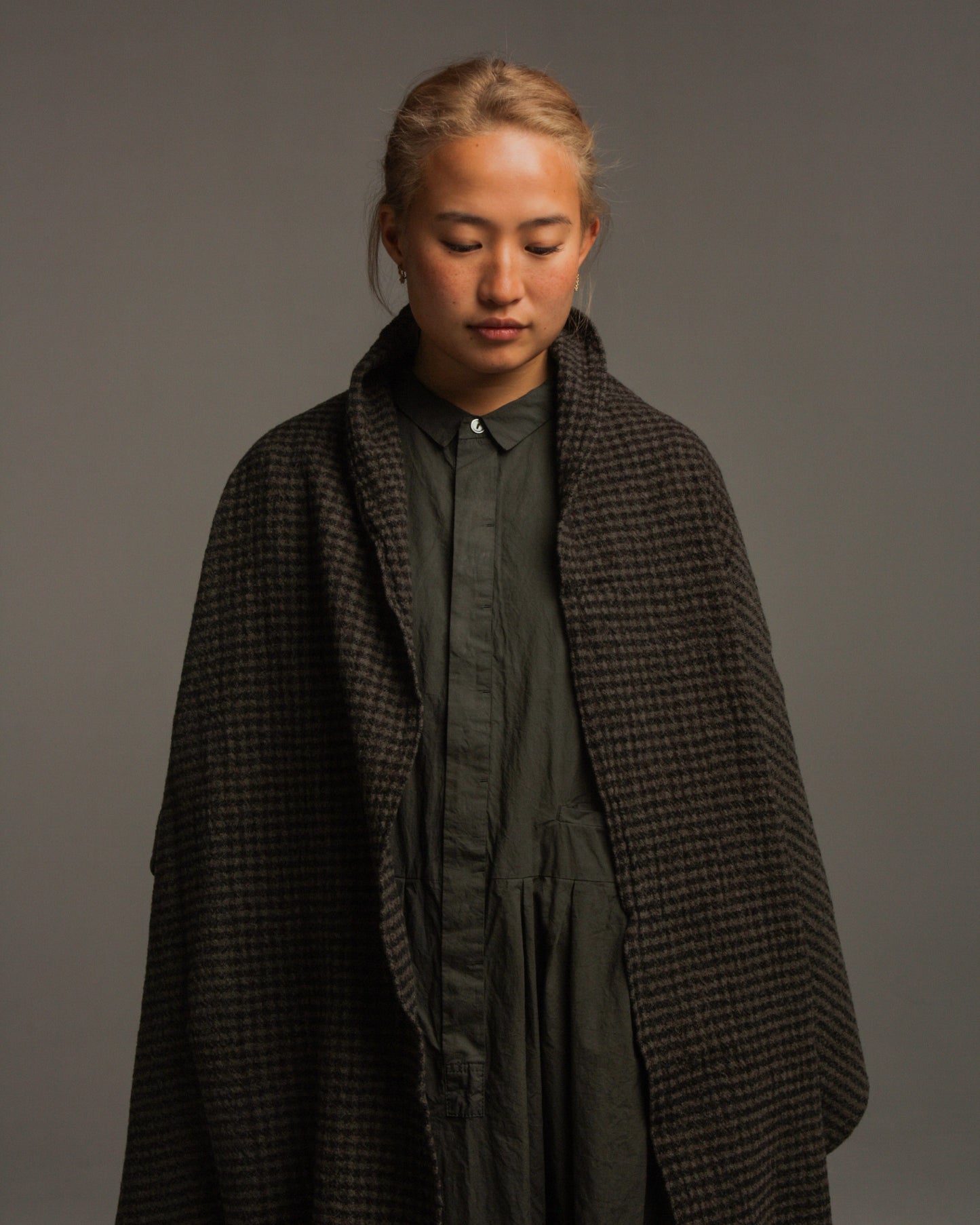 Charcoal Woven Stole