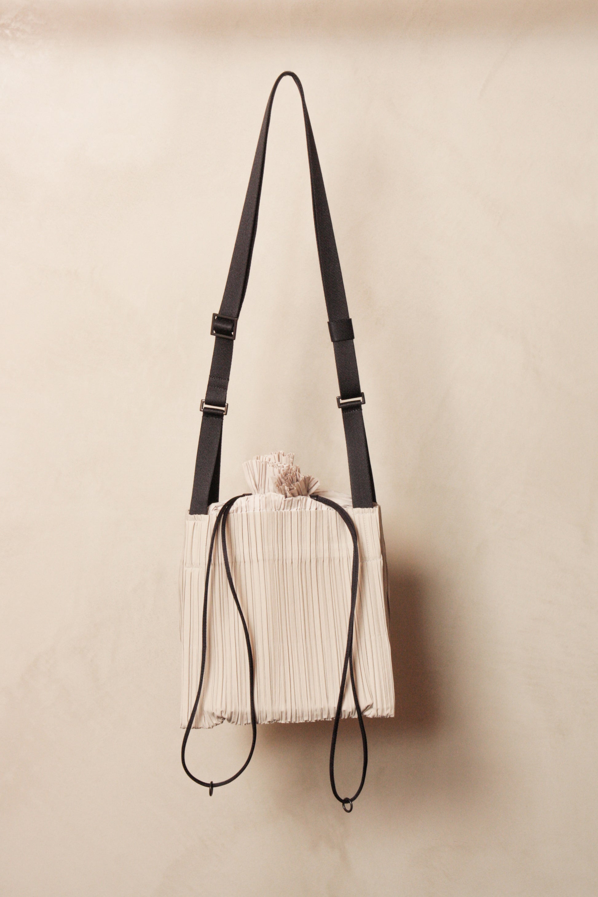 Large Square Pleats Bag – La Garçonne