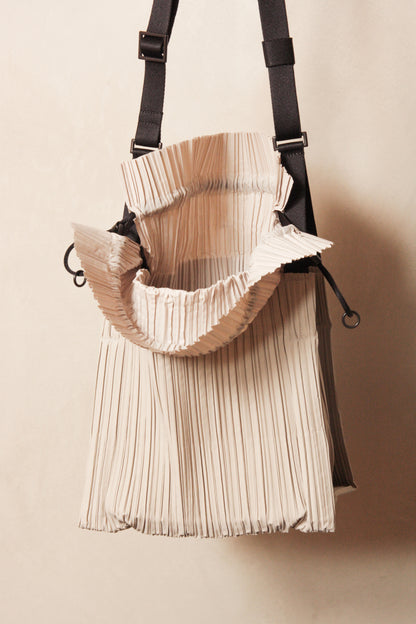 Square Pleats Bag Grey