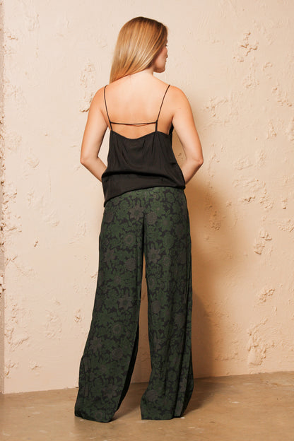 Prachi Wide Leg Pleat Pant