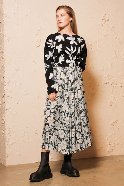 Kambo Black Flower Jacquard Knit Sweater