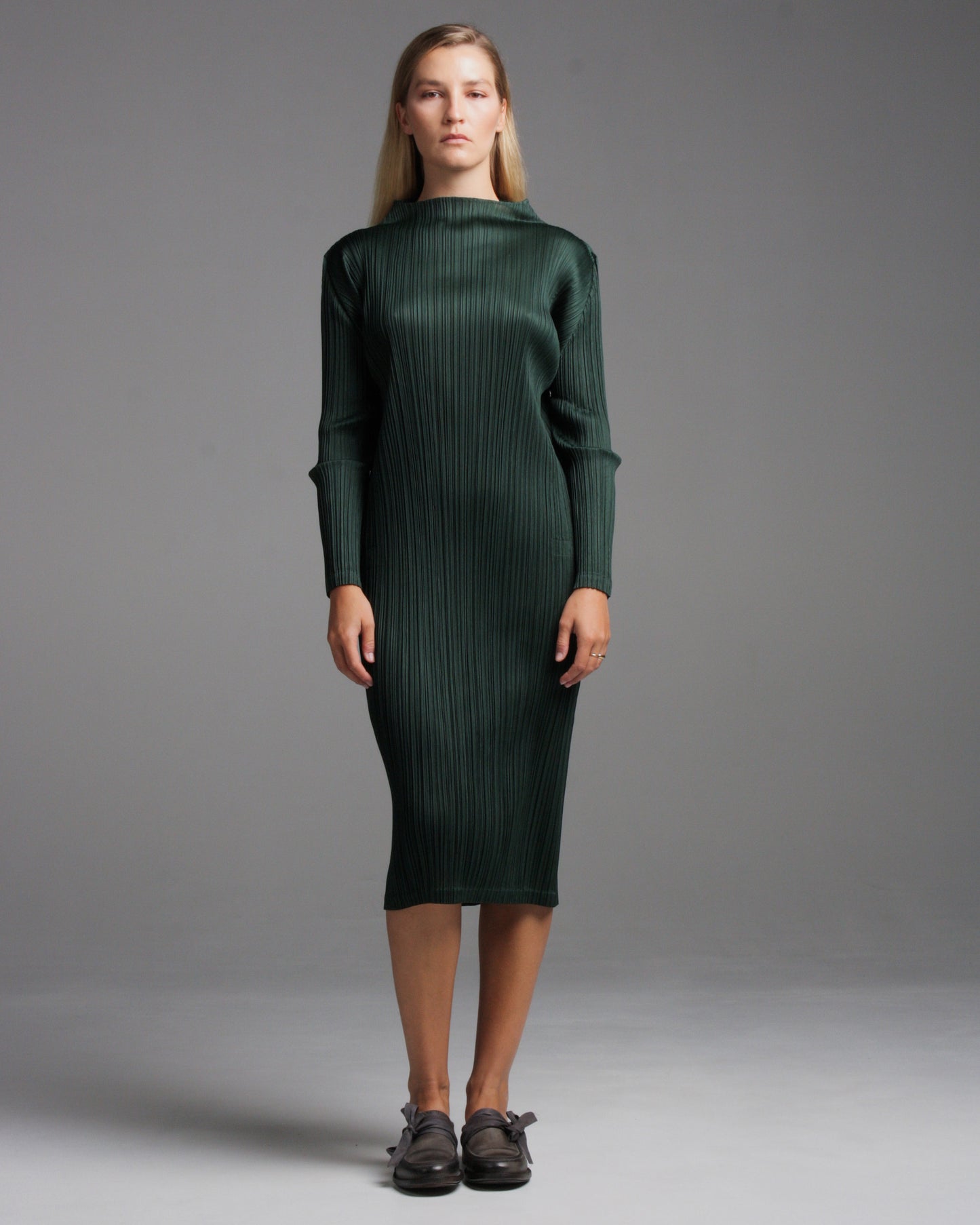 Dark Green High Neck Longsleeve Dress – Dilettante