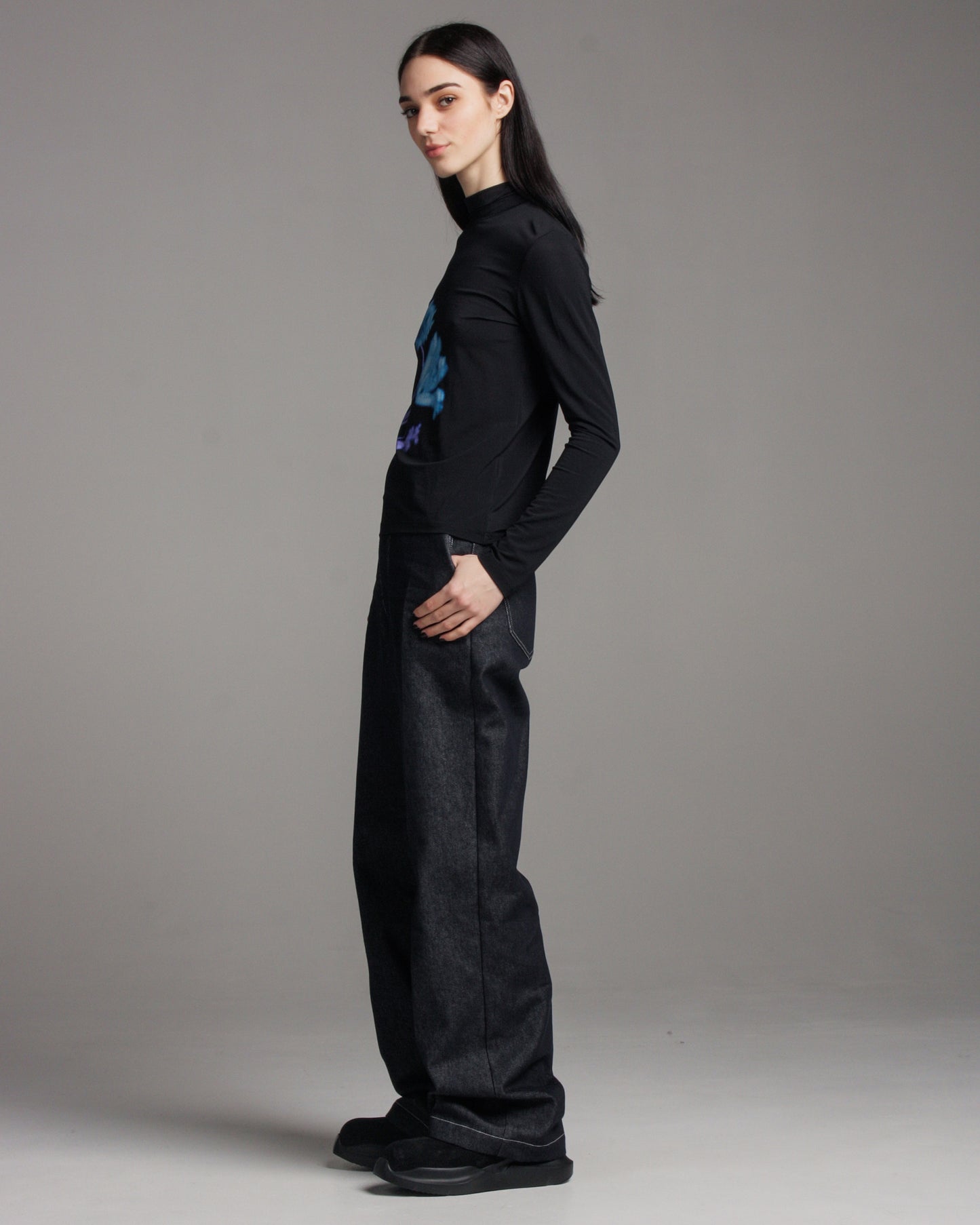 Black & Blue Tella Top