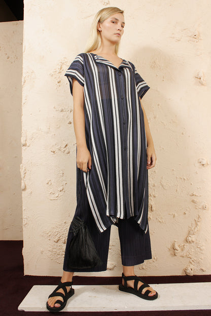 Sleeveless Knitted Cardigan