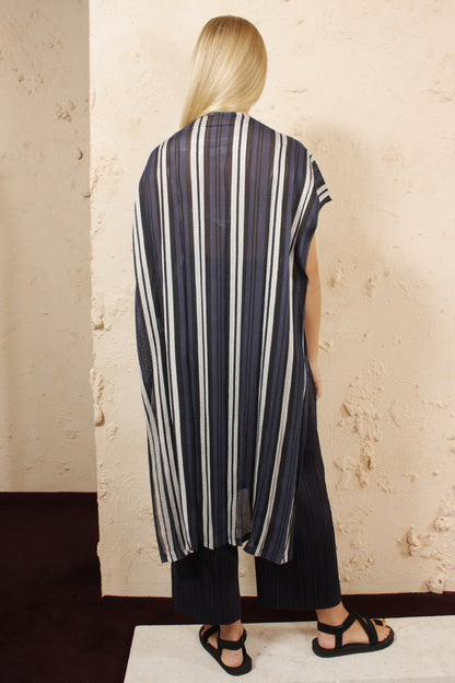 Sleeveless Knitted Cardigan