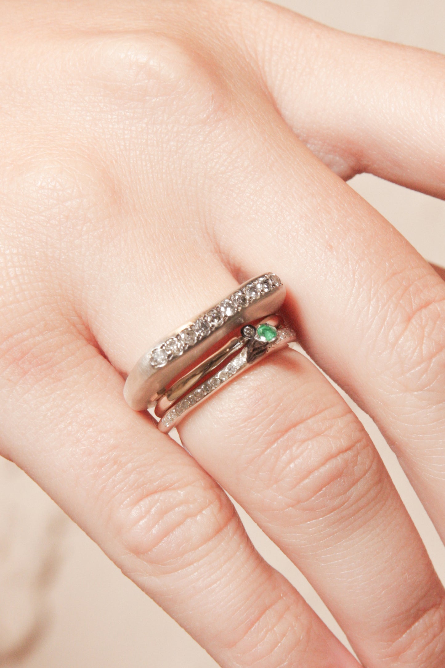 Hata Emerald and Diamond Ring