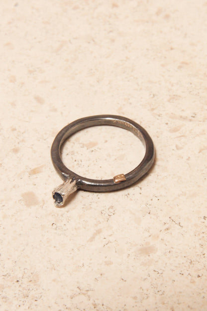 Hata Blue Sapphire Ring