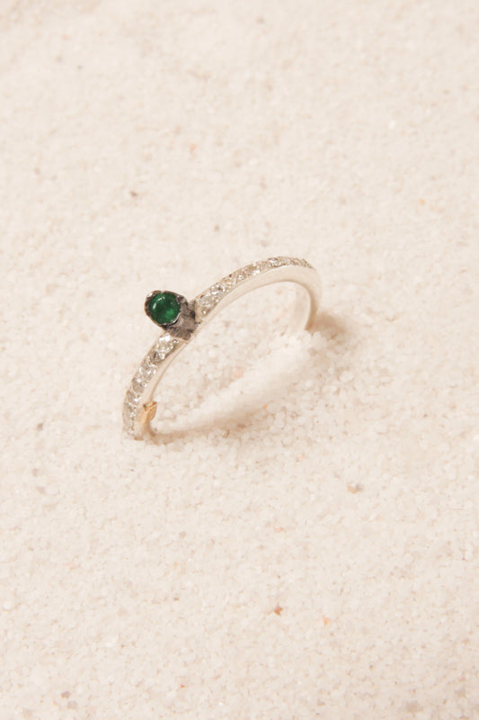 Hata Emerald and Diamond Ring