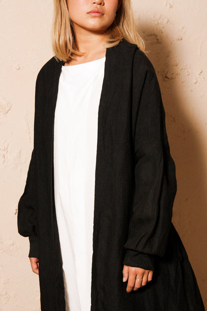 Linen Kotohiradaki Black Robe