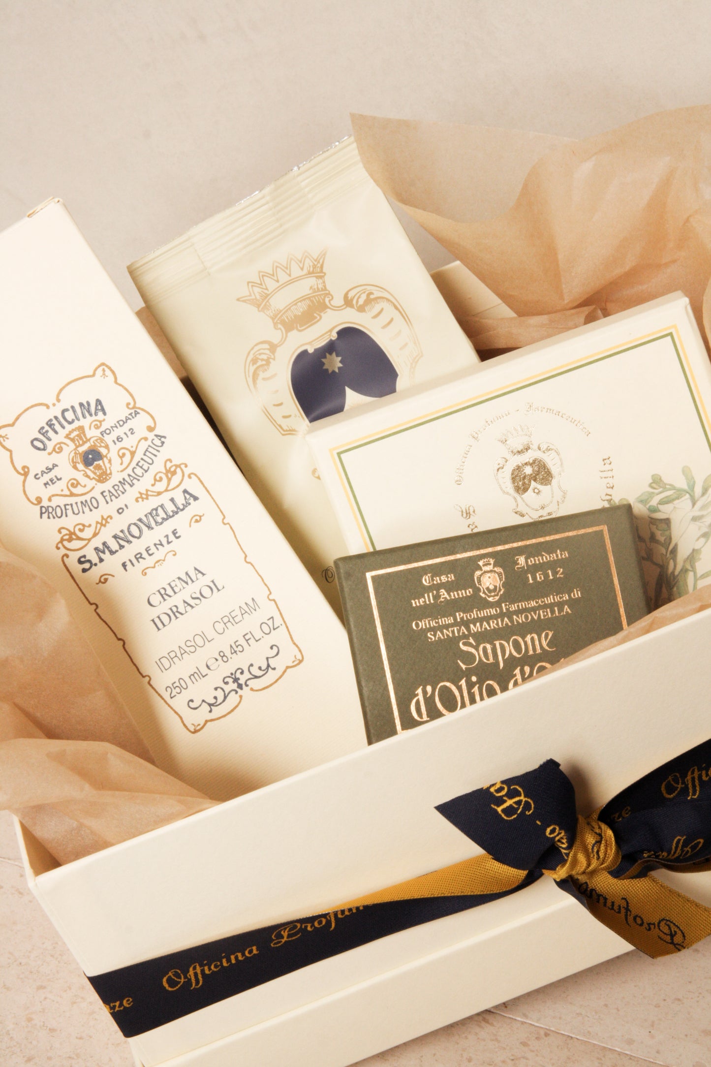Body and Home Gift Box
