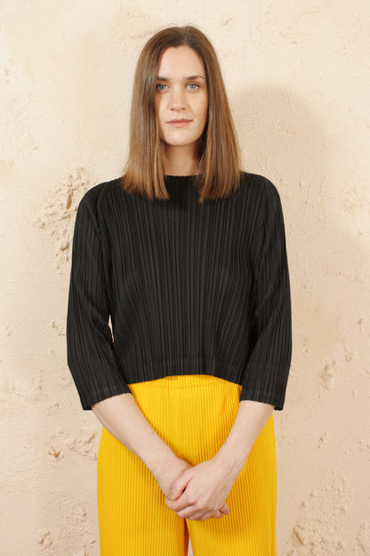 Mid Sleeve Top Black