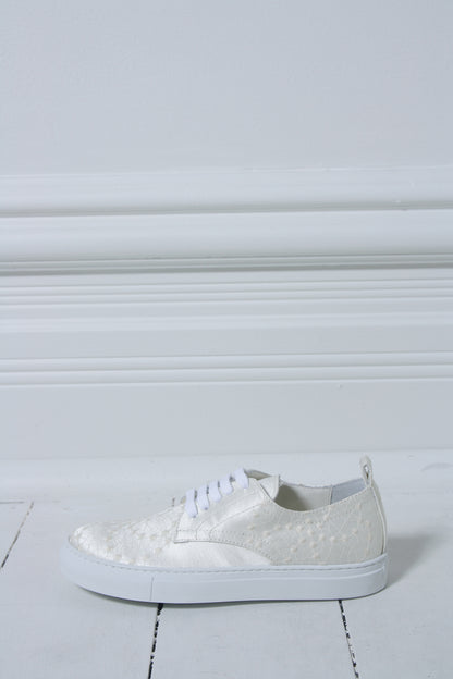 Jinx Sneaker