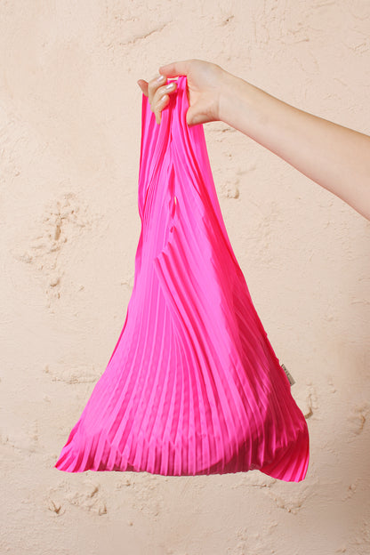 Pleated S bag