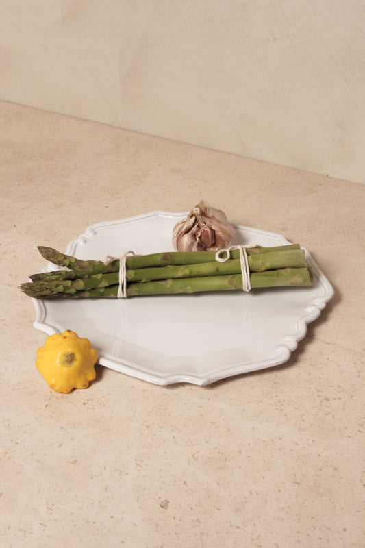 Regence Dinner Plate