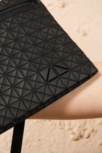 Kuro Crossbody Black