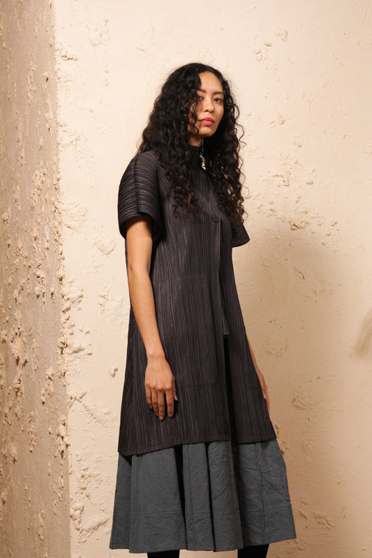 Mellow Pleats Coat