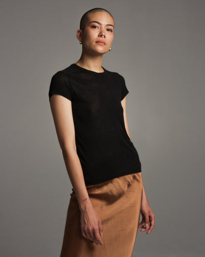 Black Cropped Level Tee