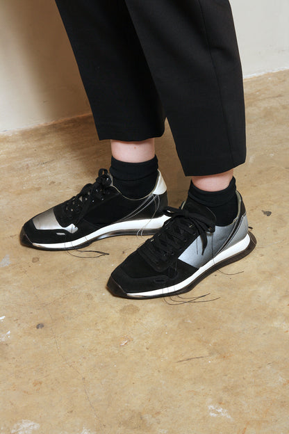 Oblique Runner