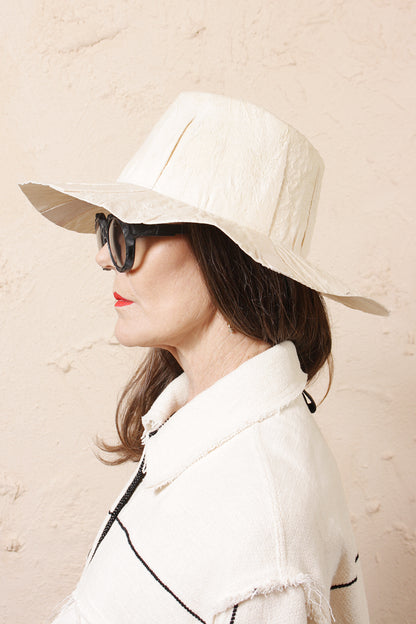 Nana Cream Velvet Hat
