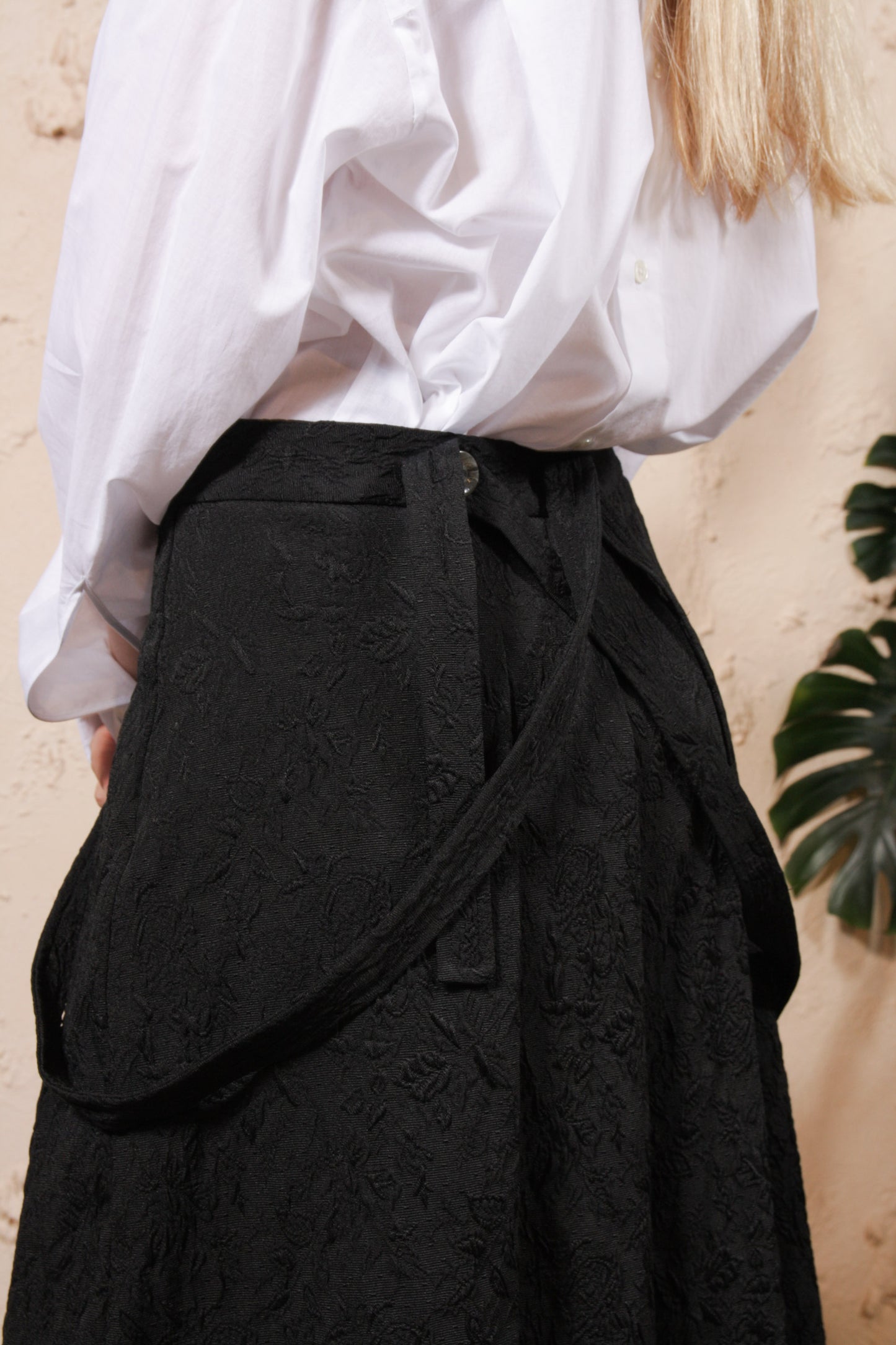 Pleated Skirt W Suspenders