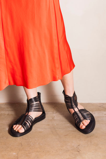Vitello Lavato Nero Sandal