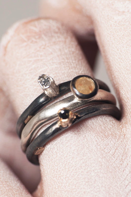 Hata Icy Grey Diamond Ring