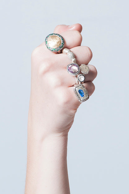 Pillar Icy Grey Diamond Ring